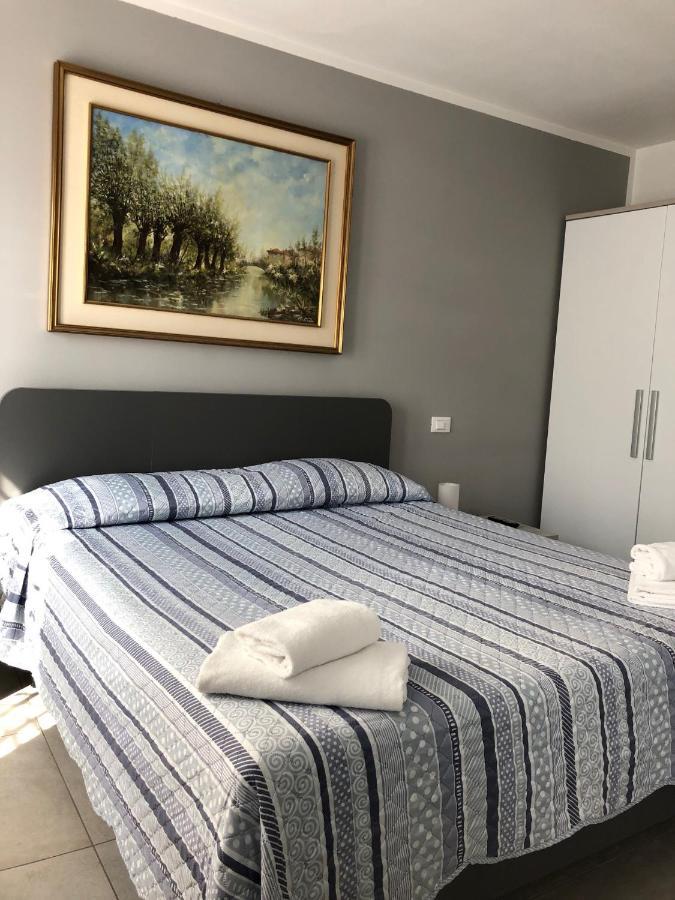 Hotel La casa della Ada Castelnuovo del Garda Esterno foto
